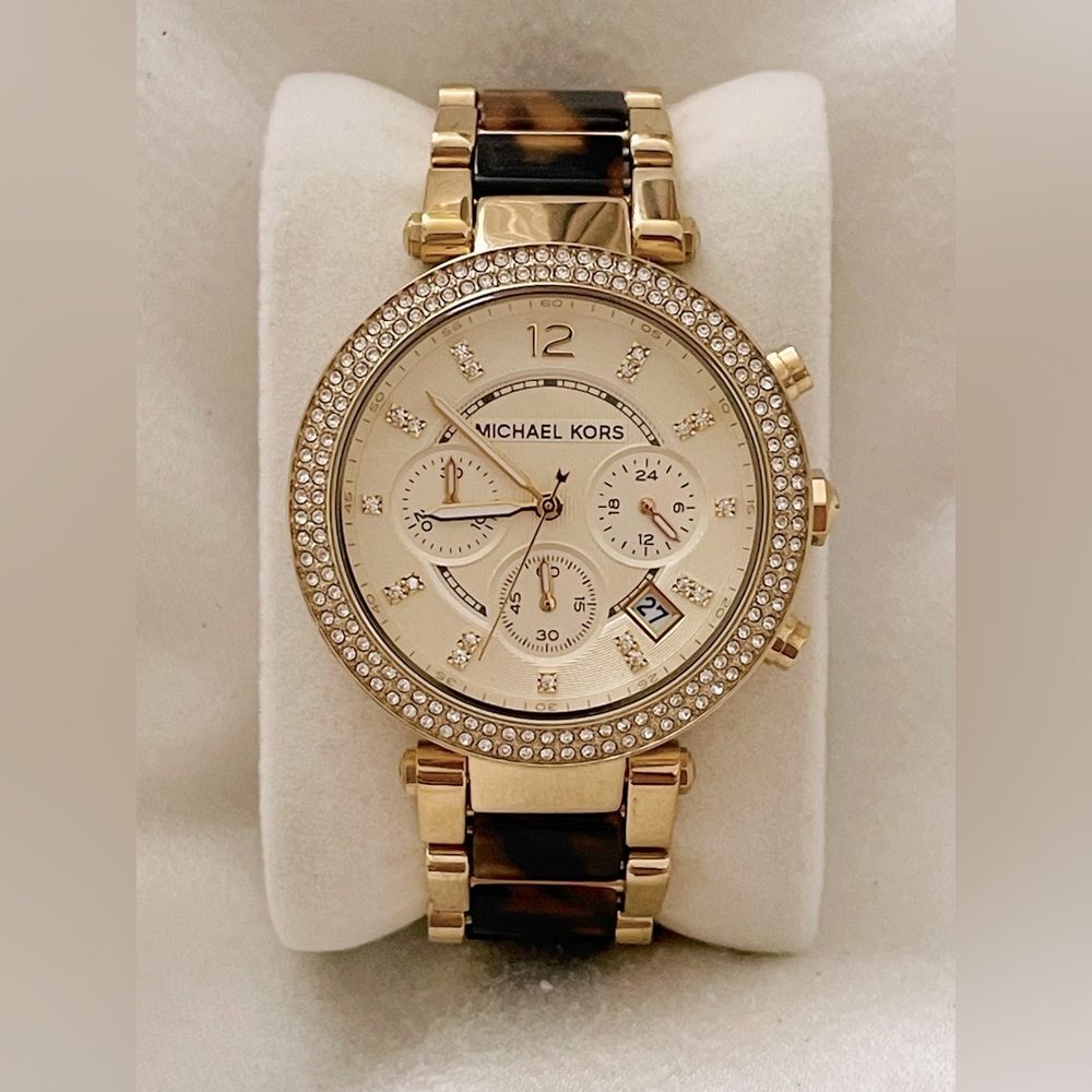 MICHAEL KORS Tortoise and Gold Watch!